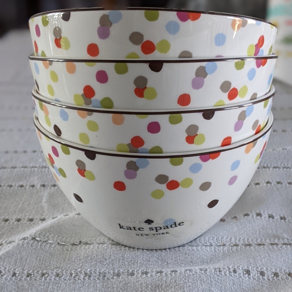 Kate Spade Market Street 2 Bowls NWT